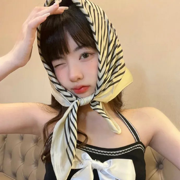 爱情麻叉烦上烦封面
